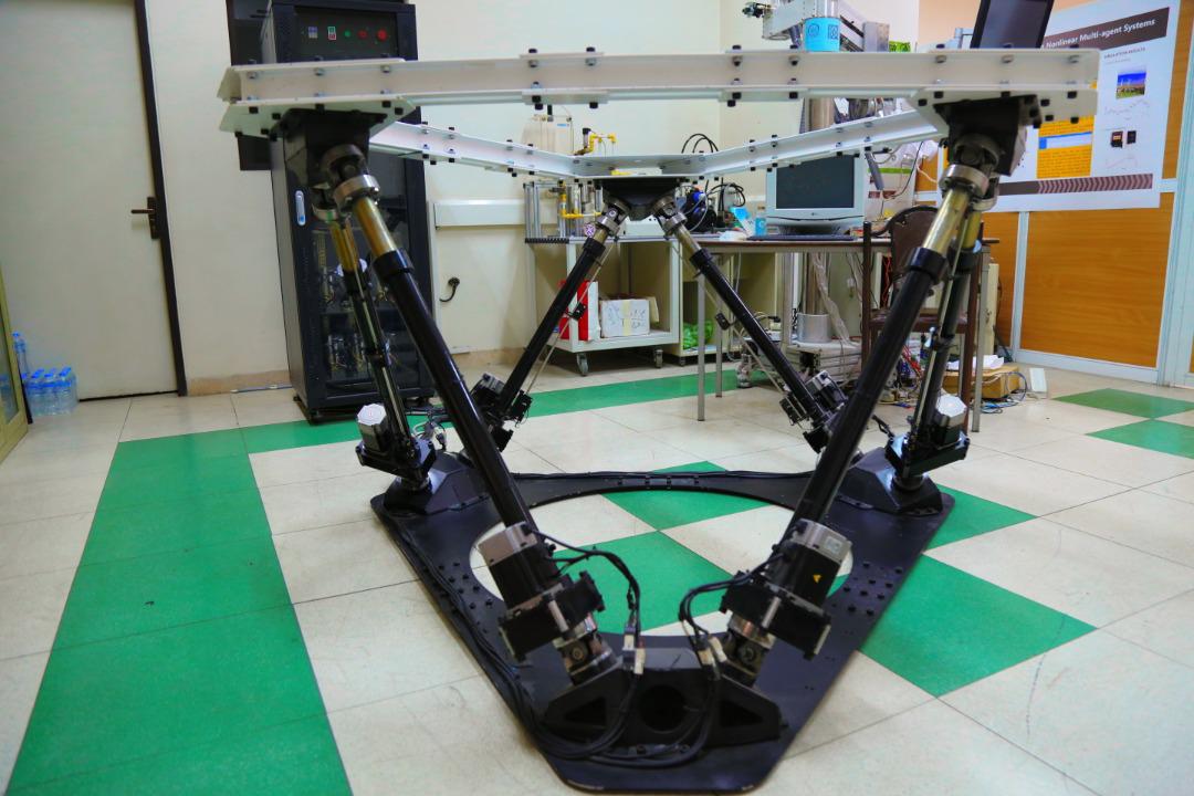 Electric 6 degrees of freedom motion simulation system